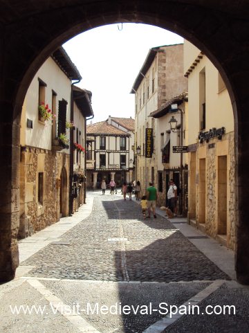 Photo taken looking into Covarrubias through the medieval gates